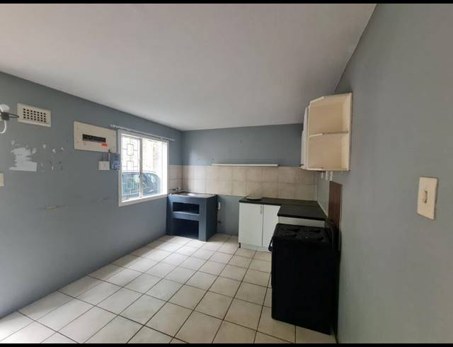 2 BEDROOM PROPERTY TO RENT IN ASHLEY